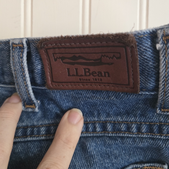 L.L Bean Men's Classic Fit 100% Cotton Blue Jeans - Picture 8 of 9